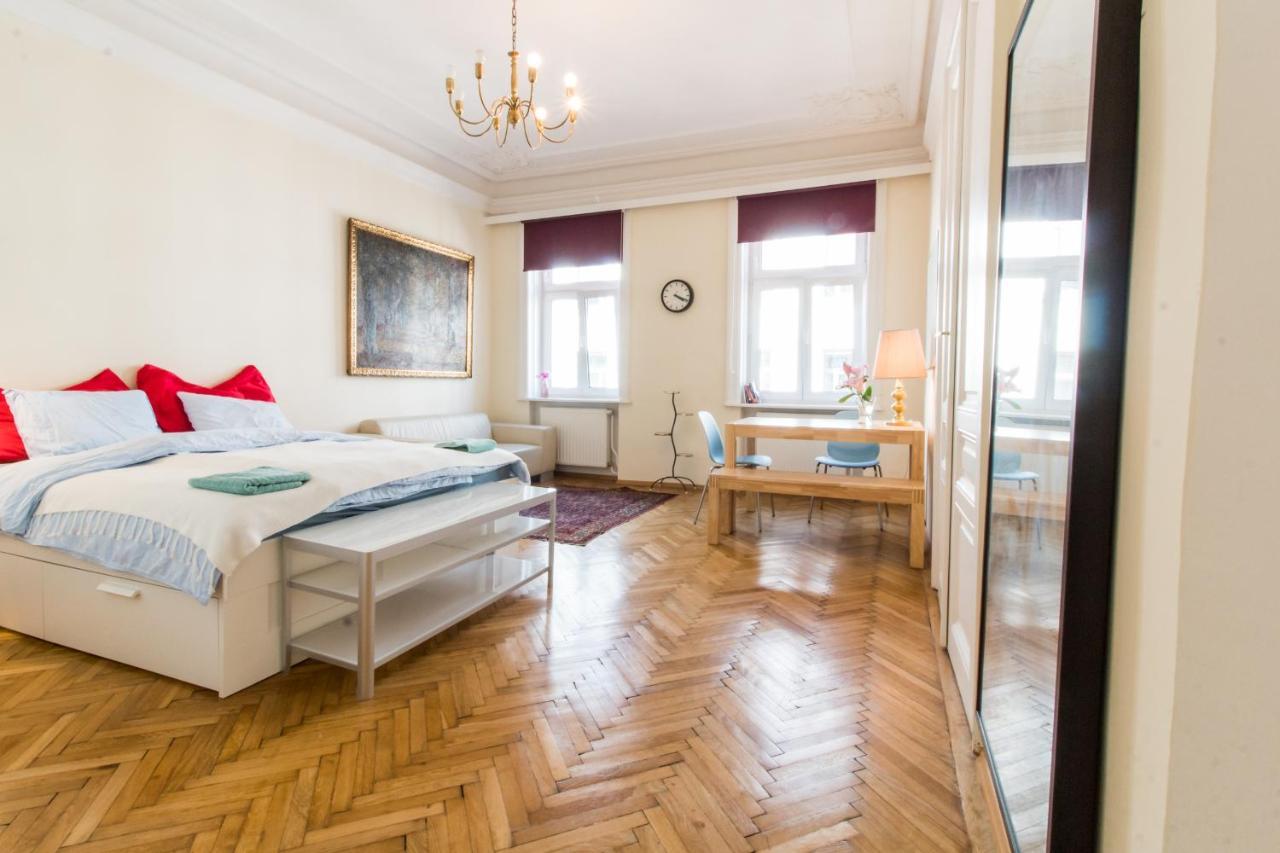 Beautiful Viennese Apartment エクステリア 写真